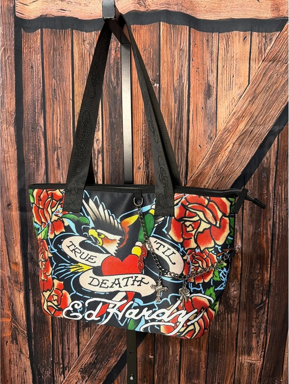 Ed Hardy True til Death Graphic Tote Bag with Charm Chain